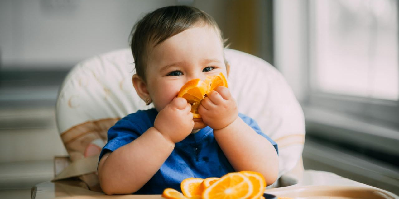 Estos son los alimentos prohibidos para tu bebé antes de los 6 meses 